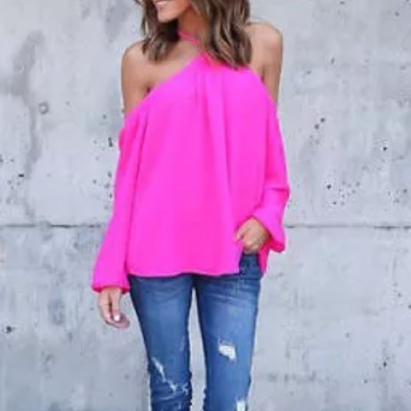 Tops - Sexy chiffon spring summer flowy off shoulder top!